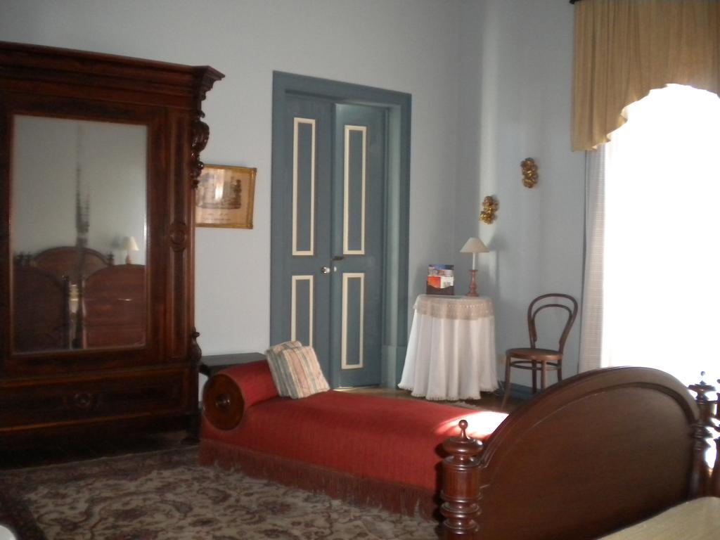 Casa Dos Vargos Bed and Breakfast Torres Novas Exteriör bild